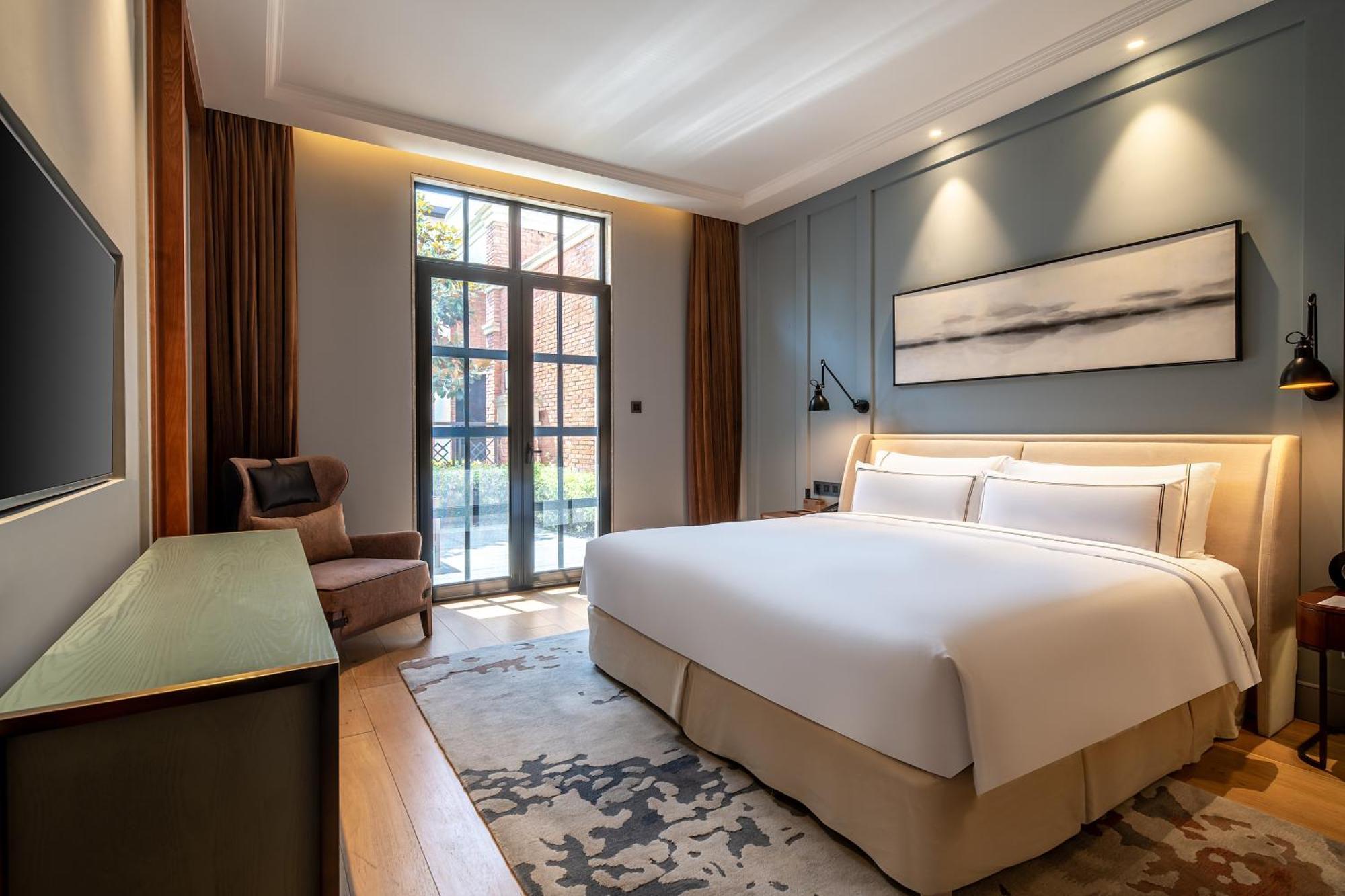 Melia Parkside Hotel 5*