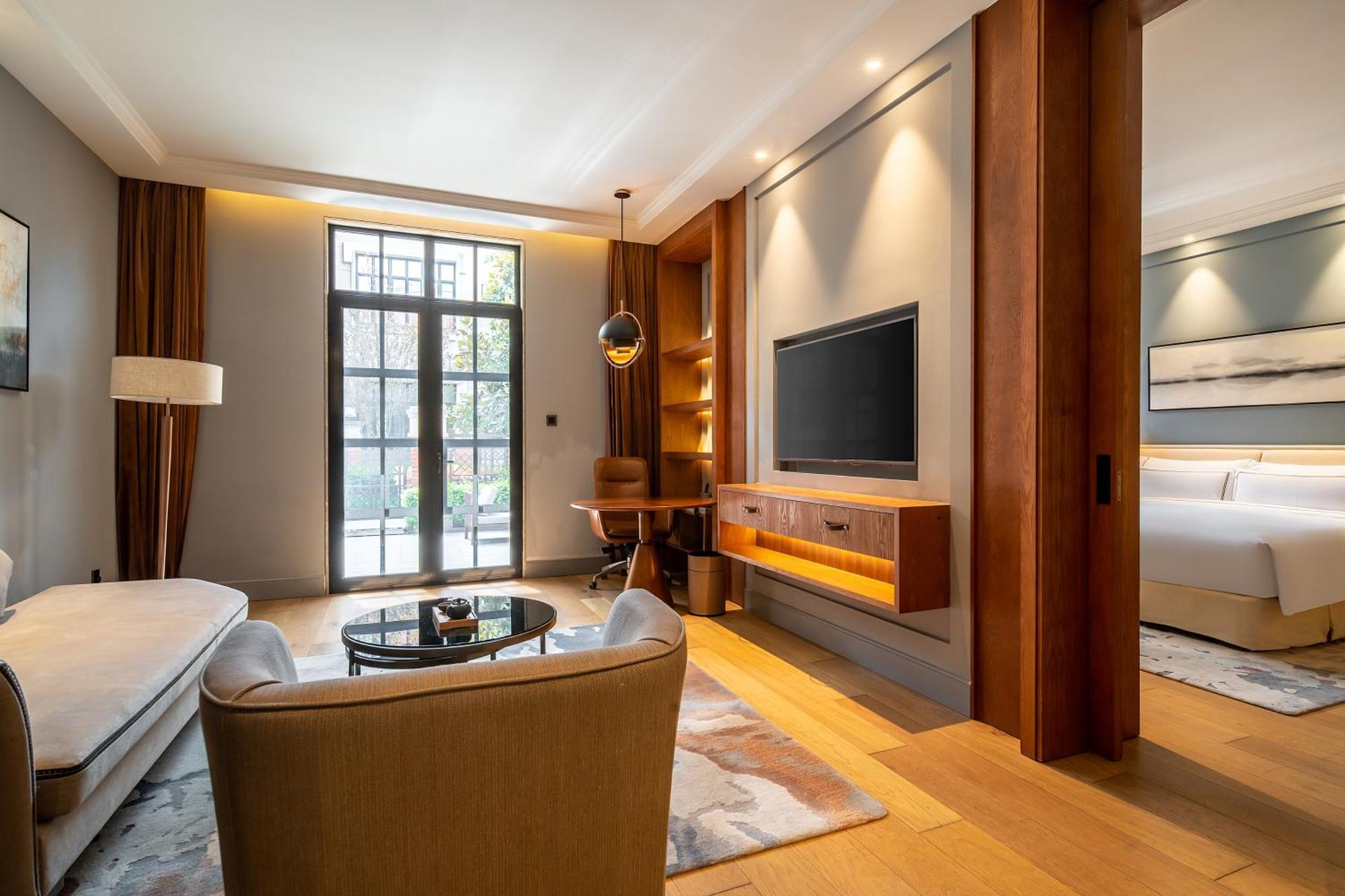 Melia Parkside Hotel